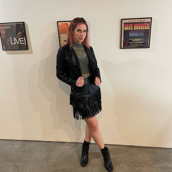 Meet your Posher, Brittany - Picture 2 of 6